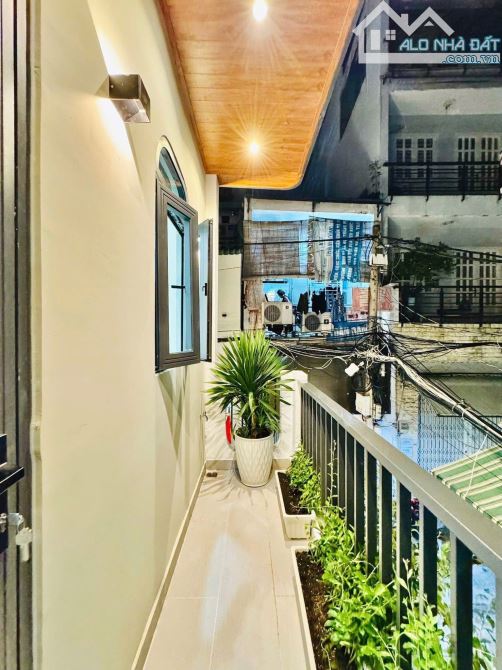 Bán Nhà Bình Thạnh Hẻm Xe Hơi 2 Mặt Tiền - Nhà 2 Tầng - 45m2 - Full Nội Thất - Chỉ 6.38 Tỷ - 7