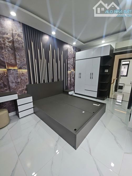 SÁT MẶT TIỀN HIM LAM VIP Q7 NGANG 4 X10 2 TẤM CÓ 5 TỲ - 8