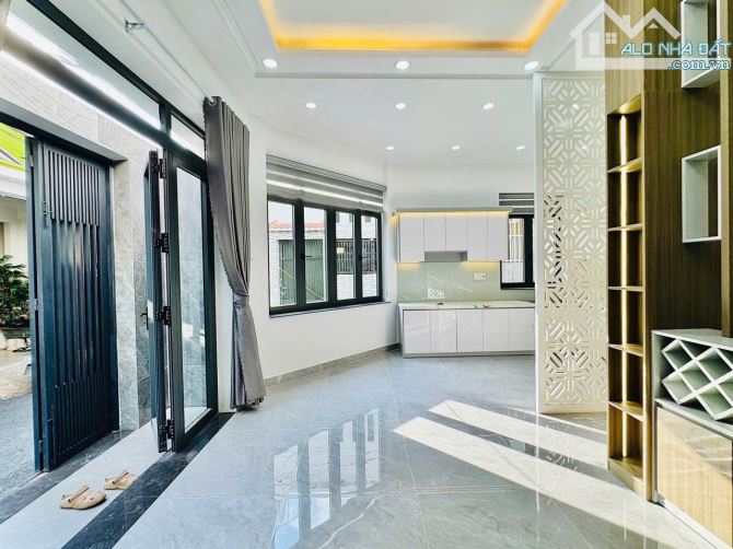 💥 Căn góc đẹp Nguyễn Tư Giản -Phường12💎 8X7M 4 Lầu💎3PN 3WC 💵 6,4 Tỷ - 8