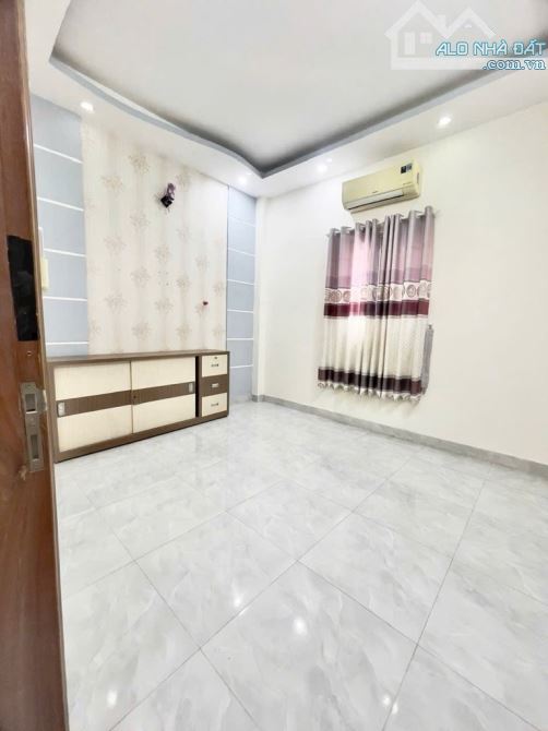 Bán nhà Đào Tông Nguyên, Nhà Bè, HXH, Ngang 4x13m, 4PN, full nội thất, nhỉnh 6 Tỷ - 8