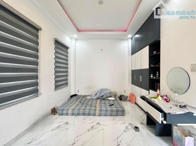 BÁN NHÀ BÌNH THẠNH - MT THỤT NGUYỄN VĂN ĐẬU - 5 TẦNG, NGANG 5.2M - ÔTÔ 4 CHỔ NGỦ NHÀ - 8