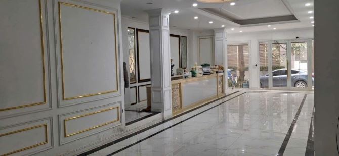 Vị trí đẹp, oto đỗ hàng chục cái, Minh Khai, Văn phòng CTY đa kdoanh, sổ 96m2. Giá 32 tỷ - 8