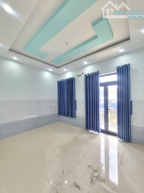 Bán nhà 1 trệt 2 lầu + Lửng KDC Bình Đáng p.Bình Hòa Tp.Thuận An chỉ  5ty700 TL M4098 - 8
