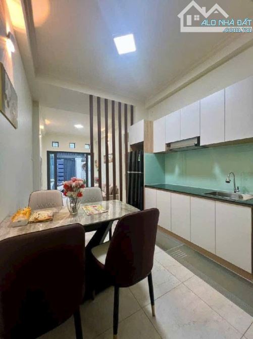 SIÊU PHẨM GẦN CHỢ HẠNH THÔNG TÂY - 48M2 - GIÁ CHỈ HƠN 5 ĐỒNG - 8