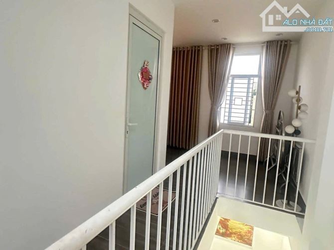 Chính chủ cần bán nhanh căn nhà 3 tầng đường Đinh Tiên Hoàng. Hải Châu - 9
