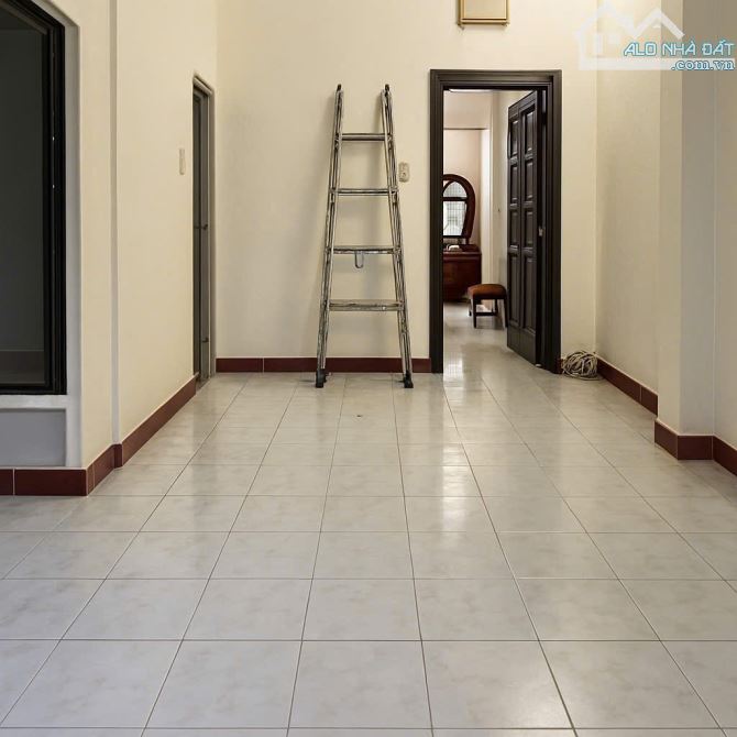 Nhà Hẻm Ô TÔ Lê Văn Sỹ - QUẬN 3 - Vuông 4 x 14.7 m - 4 Tầng - 13 tỷ - 9