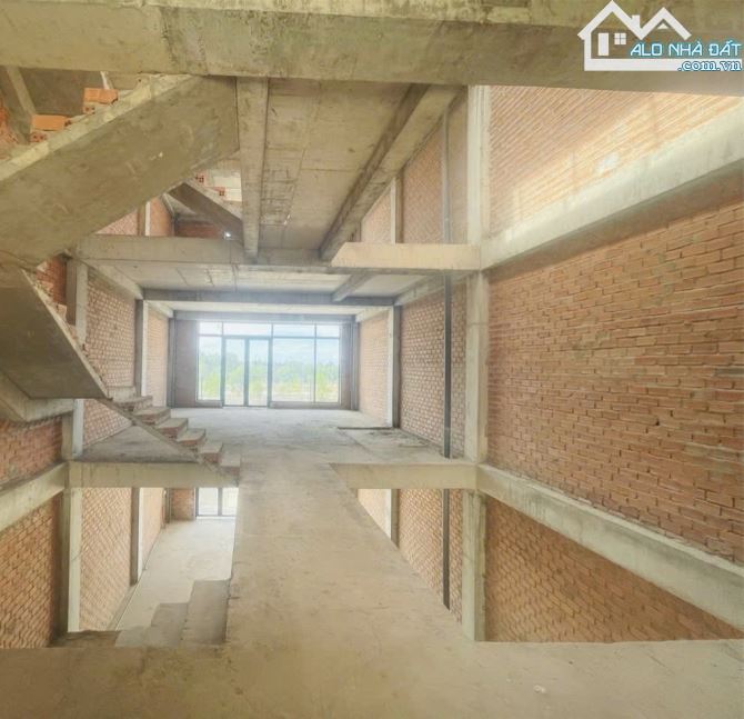 CĂN SHOPHOUSE MẶT TIỀN ĐƯỜNG LỚN, CẠNH SÂN GOLF VÀ ĐỒI CỪU SUỐI NGHÊ, TIỆN KINH DOANH - 9