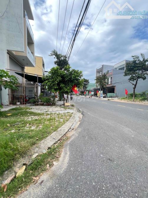 ✨ BÁN NHÀ 2 TẦNG ĐẸP – ĐƯỜNG NGUYỄN CÔNG HOAN, HÒA AN, CẨM LỆ ✨