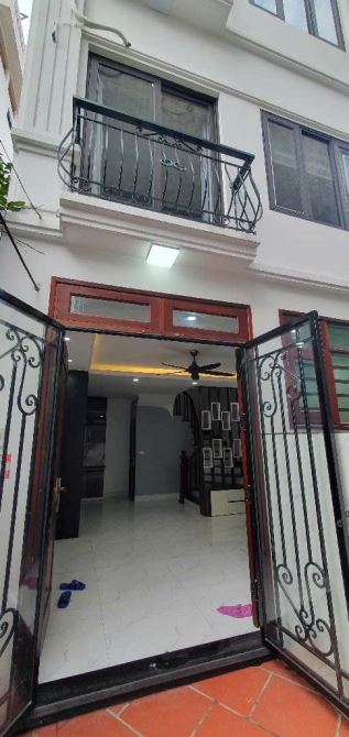 NHÀ ĐẸP GIA THỤY, NGÕ RỘNG, LÕI TRUNG TÂM, 5 TẦNG , 36M2, MT: 5.2M, GIÁ CHÀO 7.6 TỶ