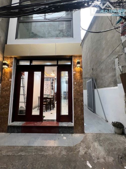 Trung tâm Đống Đa 40m2 - 5 tầng mới đẹp