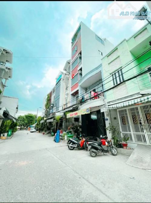 BÁN NHÀ AN LẠC,SÁT TÊN LỬA,KHU LÝ CHIÊU HOÀNG,GIÁP Q6,3 TẦNG 94M2(4*24)HẺM XE TẢI TRÁNG
