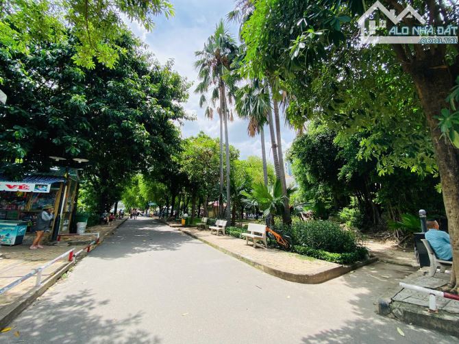 Bán nhà mặt tiền Nguyễn Công Hoan View công viên văn  Phú Nhuận khu Vip ngay Phan Đăng Lưu