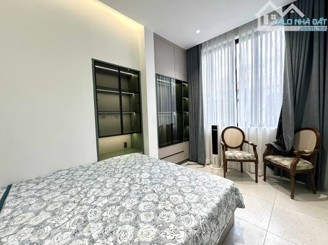 Bán nhà mặt tiền Nguyễn Công Hoan View công viên văn  Phú Nhuận khu Vip ngay Phan Đăng Lưu - 2
