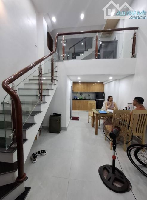 Bán Nhà Đông Thắng, Đức Thắng, Bác Từ Liêm, Lô Góc, 5 Tầng Dân Xây, 30m2, Giá 5.95 Tỷ TL