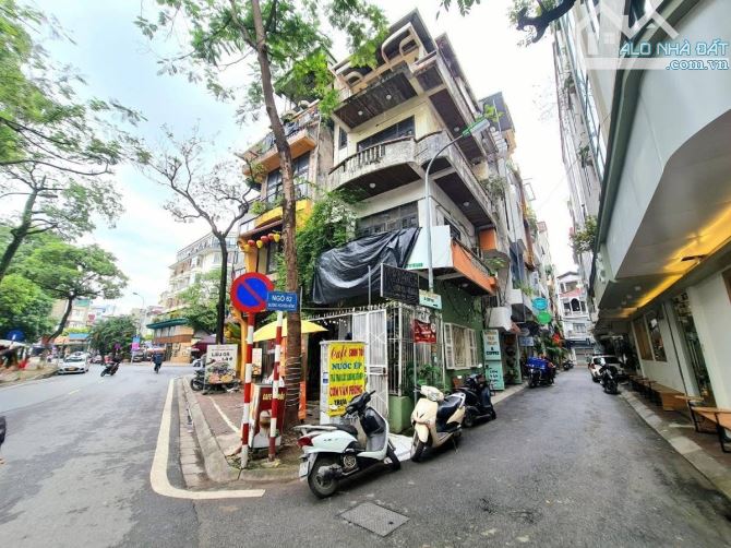 BÁN NHÀ RA PHỐ NGUYÊN HỒNG- PHÂN LÔ - Ô TÔ + VỈA HÈ 2 BÊN - Ở KẾT HỢP KINH DOANH.