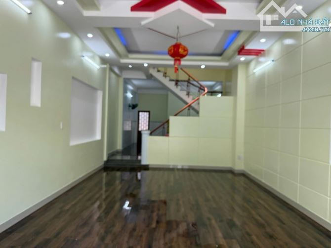 SIÊU RẺ_NHÀ 2T_ĐƯỜNG 7.5M_LÊ CHÂN_GẦN CHỖ BẮN PHÁO HOA_DT 80M2_NGANG 5M_CHỈ 8.5 TỶ