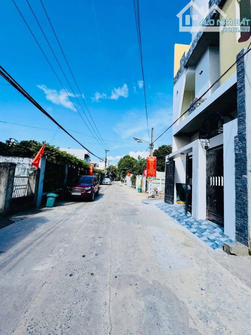 Bán nhà 3 tầng kiệt ô tô 5m Tôn Đản 1014/ô tô vô tới nhà