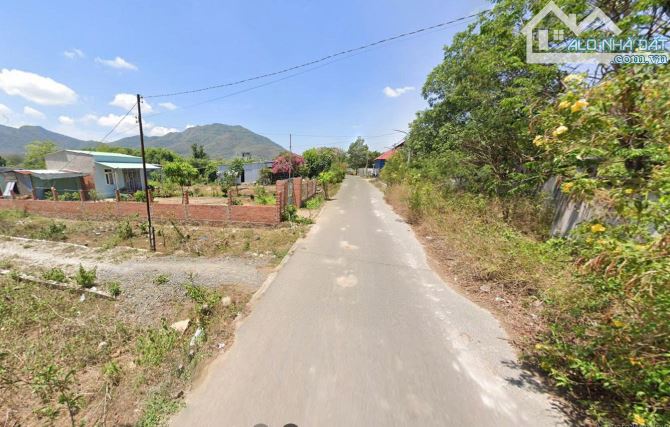 Bán 246m2 (5x49m) gần chợ Châu Pha, TP.Phú Mỹ