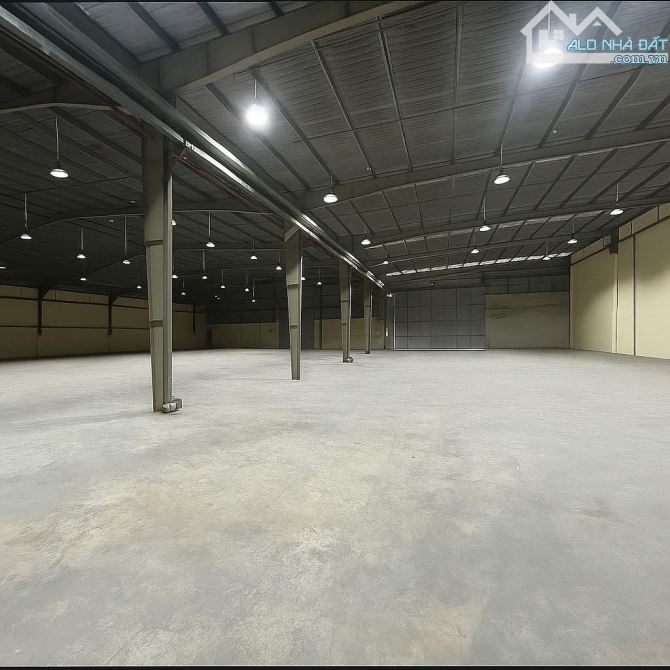 Cho thuê 1500m2 kho đẹp gần Thaco Biên Giang