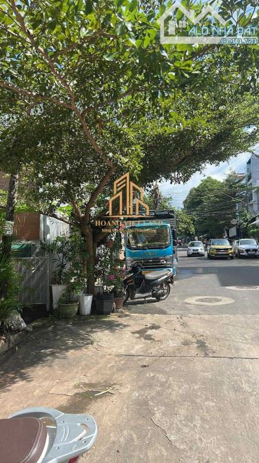 BÁN ĐẤT TẶNG NHÀ CŨ - MT XÔ VIẾT NGHỆ TĨNH - P THÀNH CÔNG