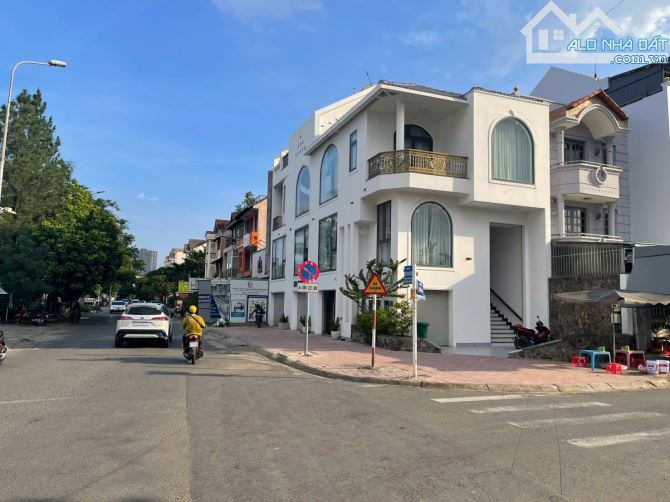 Chủ gửi BÁN CĂN GÓC MẶT TIỀN 181 THÂN VĂN NHIẾP QUẬN 2, sổ hồng 3 tầng st, + HĐ thuê 60tr