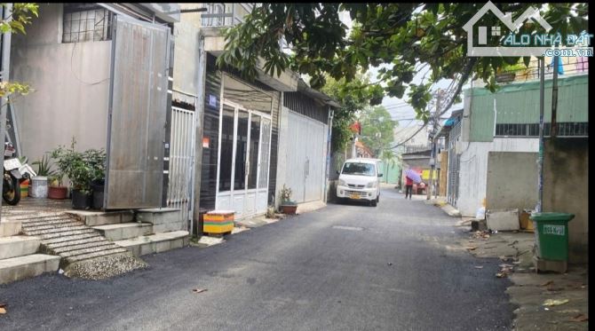 NHÀ 2 MẶT TIỀN – 4x11m – 3 TẦNG – NGUYỄN VĂN QUÁ – ĐƯỜNG XE HƠI