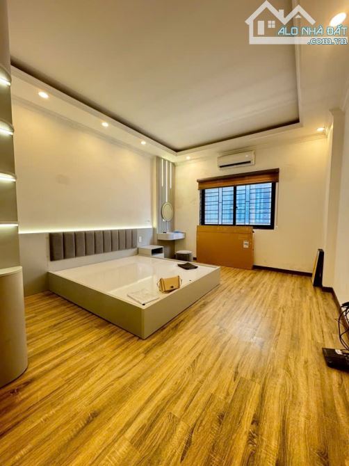 PHƯƠNG CANH - NHÀ ĐẸP - FULL NT - Ô TÔ ĐỖ CỔNG - 35M2*5T - CHỈ NHỈNH 6  TỶ
