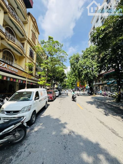 Hiếm! Mặt phố Hoà Mã 190m2, mt 7m - Vị trí đắc địa - Dòng tiền ổn định