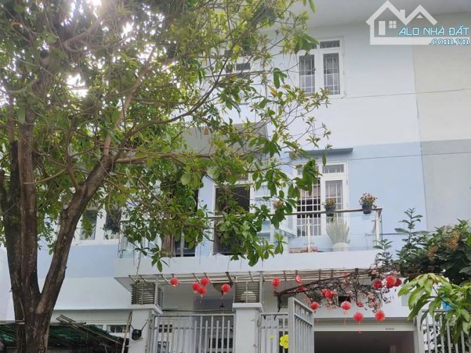BÁN BIỆT THỰ SONG LẬP ĐẲNG CẤP – KHÔNG GIAN SỐNG LÝ TƯỞNG TẠI NHÀ BÈ