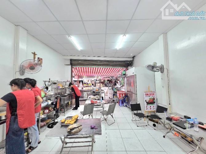 Mặt tiền Lê Văn Thọ P.15 GV, 71m2 ngang 4,6m , 3 tầng 7PN, dòng tiền 20tr/th, nhỉnh 17 tỷ