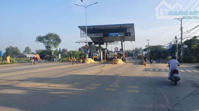 CHỈ 950TR CHO LÔ ĐẤT 5X19 NGAY GẦN TRẠM THU PHÍ BỬU LONG  SỔ RIÊNG ,FULL THỔ CƯ