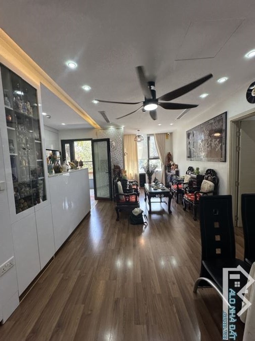BÁn Căn Hộ Riverside Garden 349 Vũ Tông Phan DT 70m 2PN Full NT Giá 5,2 tỷ SĐCC Tầng Trung