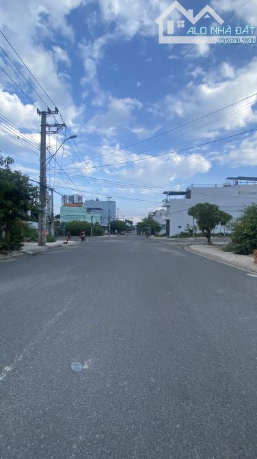 Đất Mặt Tiền Trần Khát Chân, Vĩnh Hoà, Hòn Xện, Nha Trang 92m2 Giá 6,3tỷ