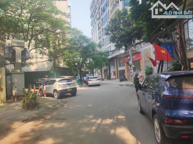Bán gấp! Nguyễn Khuyến kéo dài DT 120m2, MT 6m, ô tô tránh, vỉa hè, KD, nhỉnh 29 tỷ