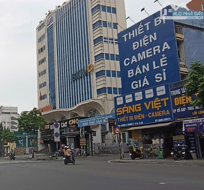 SIÊU HIẾM – BÁN NHÀ VỊ TRÍ VÀNG MT ĐƯỜNG 3/2, QUẬN 10 – GIÁ 70 TỶ