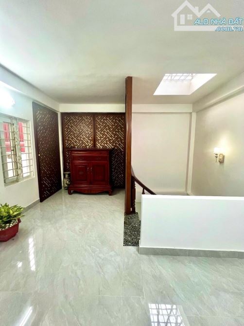 BÁN NHÀ TRƯỜNG CHINH ĐỐNG ĐA, XÂY MỚI, THÔNG SÀN, FULL NỘI THẤT, 41M2, 5 TẦNG 8,85 TỶ