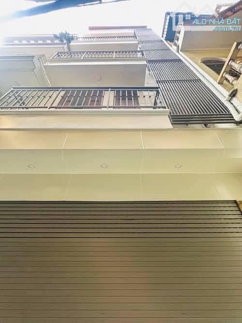 Chuyển công tác cần bán căn nhà phố Lê Trọng Tấn - Thanh Xuân 60m2, 5 tầng Thang Máy