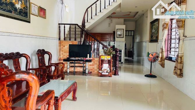Căn nhà vườn chủ Ngộp Bạnk xã Xuân Sơn(Suối Rao cũ) - TP HCM Dt: 2216m2 thổ cư 100m