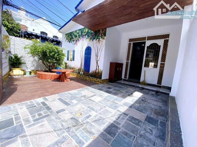 CẦN BÁN NHÀ 2 MẶT TIỀN PHAN CHU TRINH – 4PN, 5WC, CÓ HỒ BƠI MINI – 161.6M² – GIÁ 23.5TỶ