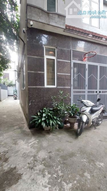 🔥 BÁN NHÀ HOA LÂM VIỆT HƯNG  5 TẦNG LÔ GÓC 2 THOÁNG Ô TÔ ĐỖ CỬA - 5M RA PHỐ