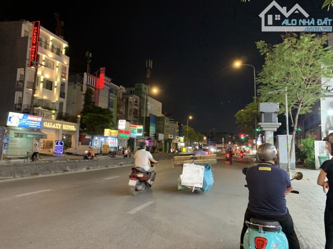 Mặt tiền Nguyễn Oanh 4x25m 1 trệt lửng 2 lầu- giá tốt 12 tỷ
