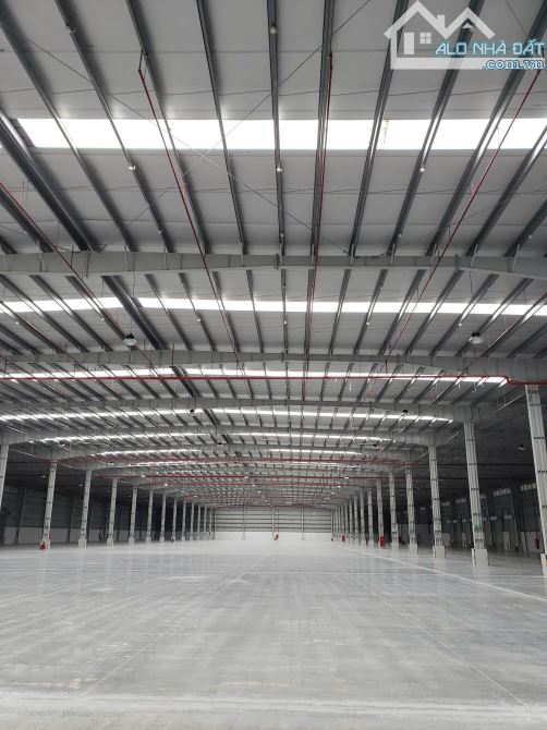 Cho thuê kho xưởng trong KCN Tân Kim, Cần Giuộc, Long An 15.000m2 gồm 3 xưởng 5800m2