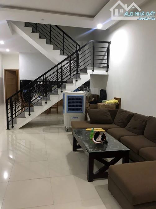 Nhà đẹp Trương Văn Hiến - nằm trục đường tiềm năng cơ hội đầu tư sinh lời