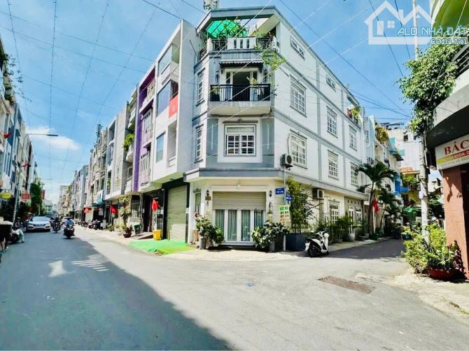 Bán Nhà Góc 2 Mặt Tiền Hoa Lan 4x16 Sau Dãy Mặt Tiền Phan Xích Long chỉ 26,5 Tỷ