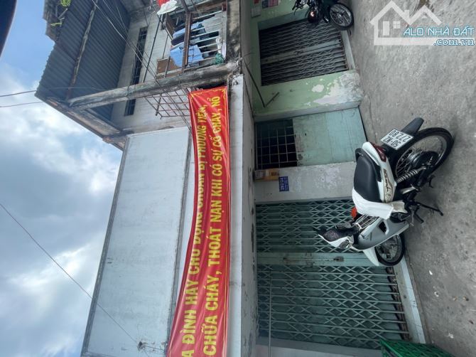 BÁN NHÀ CẤP 4,2X15M² ĐANG LÀM DÃY PHÒNG TRỌ 5 PHÒNG - NHỈNH 4 TỶ, ,