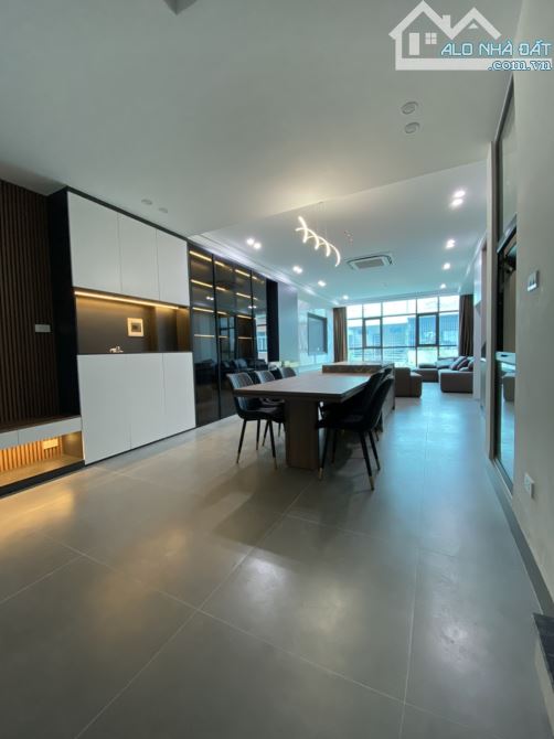 Bán nhà Vạn Phúc ,48m2 5 tầng thông sàn thang máy ,2 ô tô tránh đỗ Kinh Doanh ,giá 15 tỷ