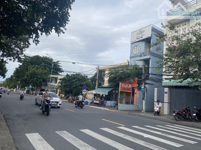 BÁN NHÀ 1 TRỆT 2 LẦU MẶT TIỀN TRƯƠNG CÔNG ĐỊNH, GẦN VÒNG XOAY NGÃ SÁU
