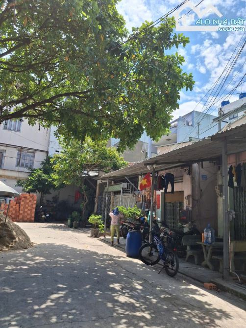 Bán dãy trọ hẻm rộng 6m đường Bùi Văn Ngữ, DT 4x19,5m giá 4,9 tỷ TL :