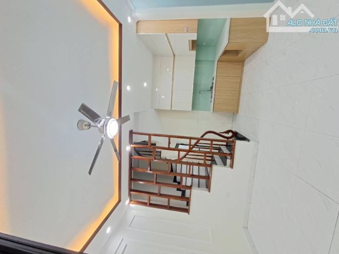 BÁN NHÀ YÊN NGHĨA – Ô TÔ ĐỖ CỬA – GẦN CHỢ, TRƯỜNG HỌC – 31M²x5T – 5.25 TỶ