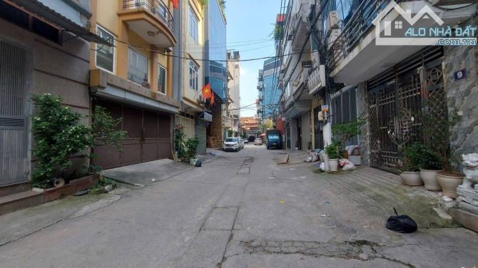 Giải Phóng - Hoàng Mai 45m x 4 tầng, mặt tiền 5m, giá 13.85 tỷ thương lượng